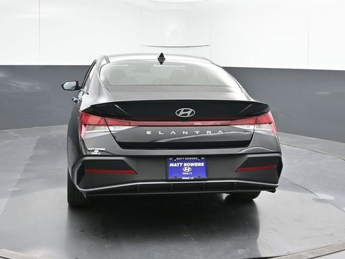 New 2026 Hyundai Elantra Sport image 4