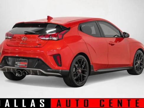 Used 2019 Hyundai Veloster Turbo R-Spec image 4