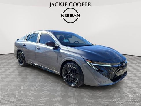 New 2026 Nissan Sentra SR w/ Floor Mat Package image 7