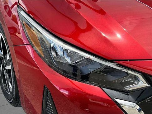 Certified 2024 Nissan Sentra SV FWD image 26