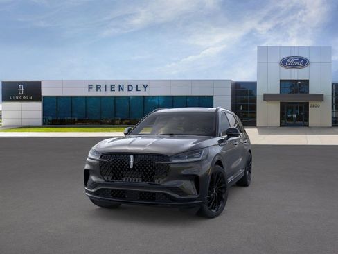 New 2026 Lincoln Aviator Reserve image 2