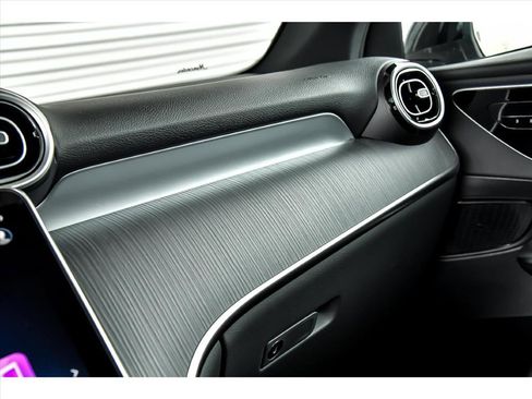 Certified 2025 Mercedes-Benz GLC 300 GLC 300 4MATIC image 24