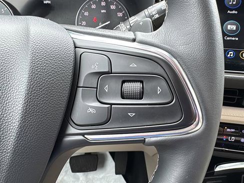 Used 2022 Buick Envision Avenir w/ Technology Package II image 19