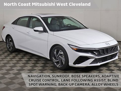 Used 2025 Hyundai Elantra Limited FWD image 1