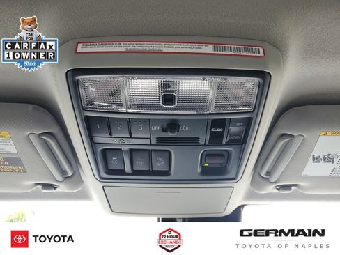 Used 2024 Toyota 4Runner Limited AWD/4WD image 34