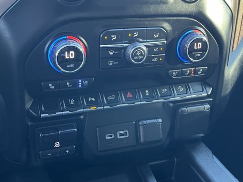 Used 2020 Chevrolet Silverado 3500 High Country w/ Z71 Off-Road Package image 23