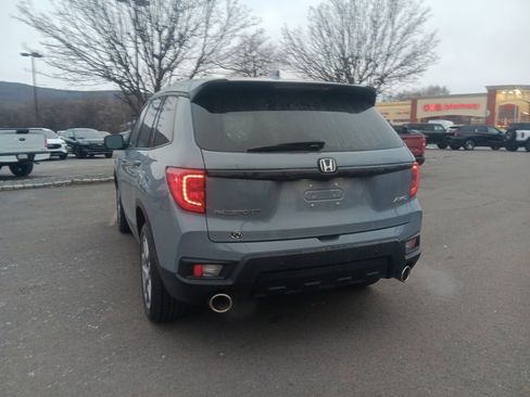 Used 2024 Honda Passport EX-L image 9