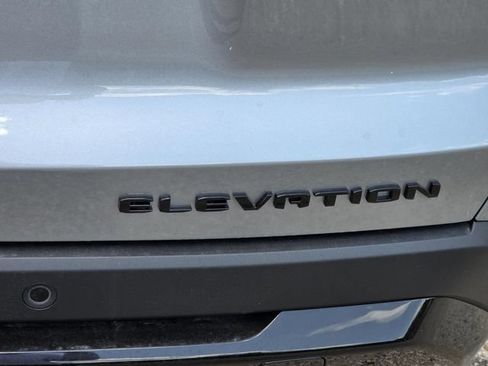 New 2027 GMC Terrain Elevation w/ Elevation Premium Package FWD image 5