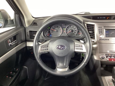 Used 2014 Subaru Outback 2.5i Premium w/ Moonroof Package AWD/4WD image 19