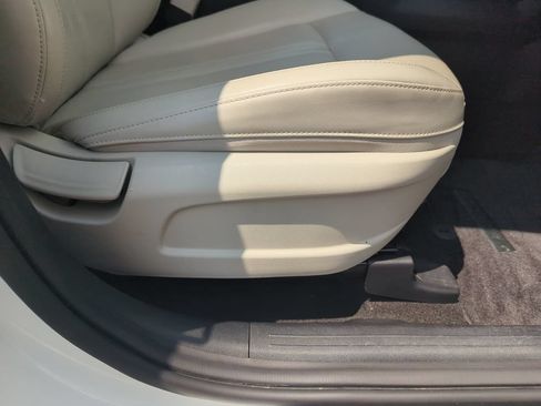 Used 2021 Kia Sorento S FWD image 36