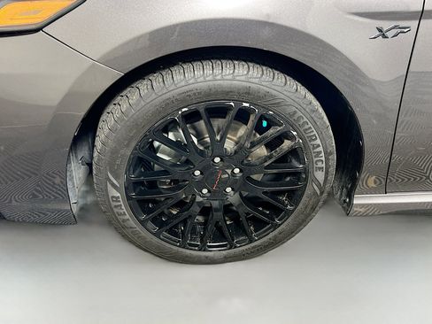 Used 2023 Toyota Camry SE image 13