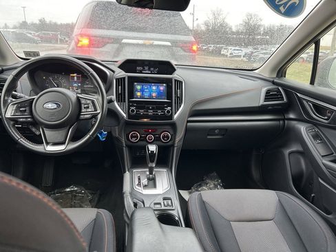 Used 2023 Subaru Crosstrek 2.0i Premium image 5