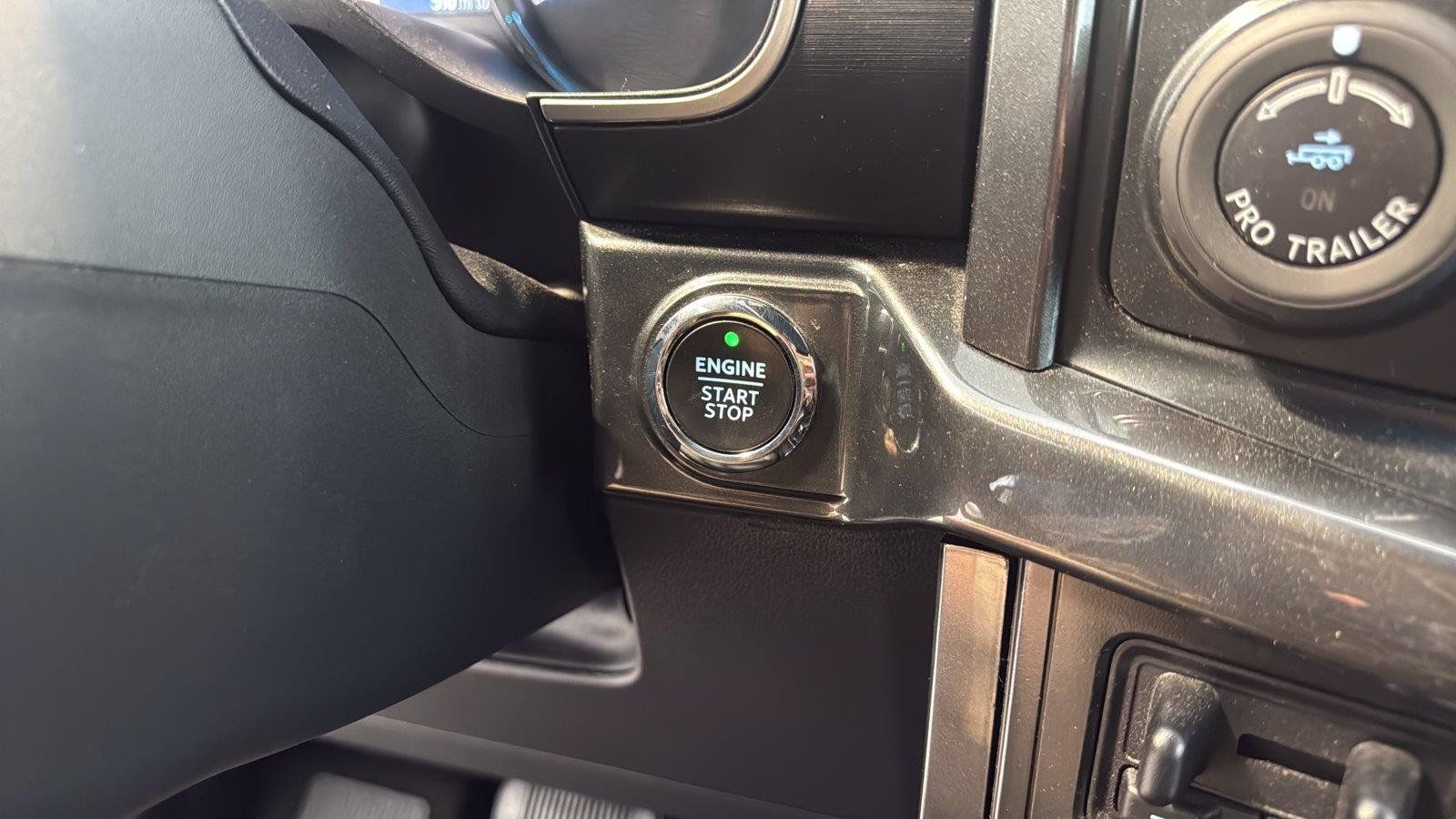 Used 2022 Ford F150 XLT w/ Equipment Group 302A High AWD/4WD image 23