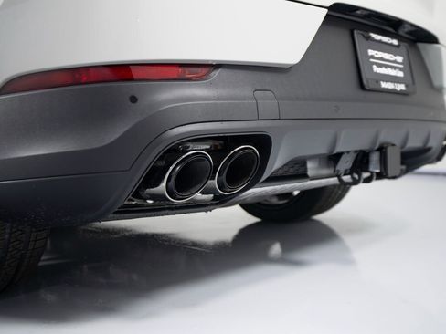 New 2026 Porsche Cayenne S image 36