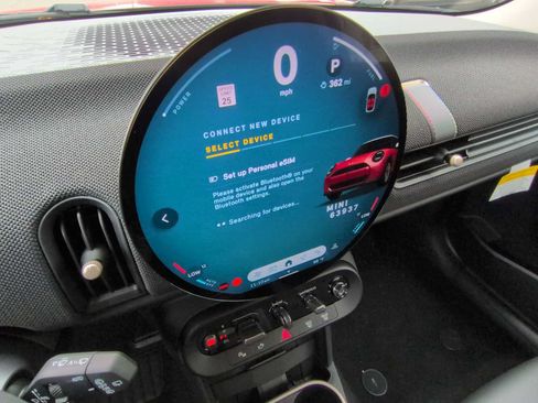 Used 2026 MINI Cooper 2-Door Hardtop FWD image 30