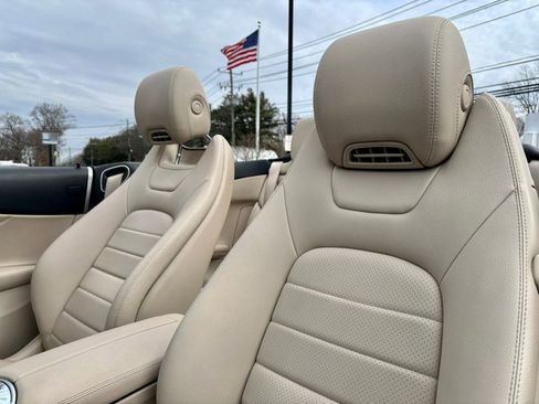 Used 2019 Mercedes-Benz C 300 4MATIC Cabriolet w/ Multimedia Package image 23