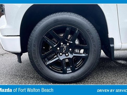 Used 2023 Chevrolet Silverado 1500 Custom AWD/4WD image 35