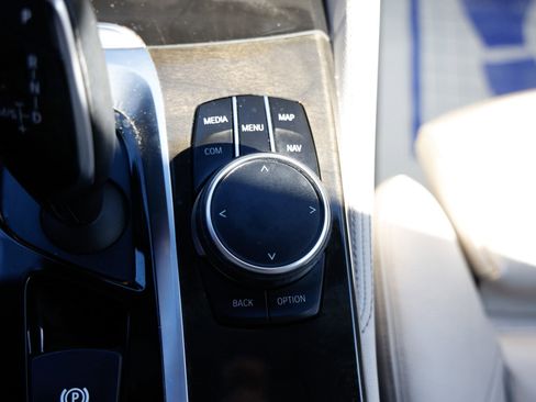 Used 2017 BMW 540i image 44
