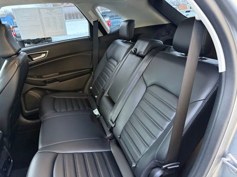 Certified 2023 Ford Edge SEL w/ Convenience Package image 18
