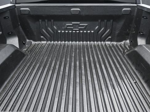 Certified 2023 Chevrolet Silverado 1500 LT image 24