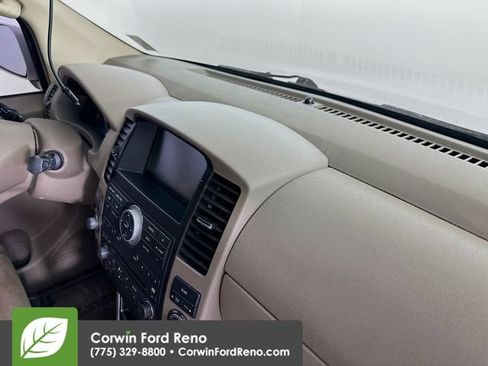 Used 2011 Nissan Pathfinder SV AWD/4WD image 28