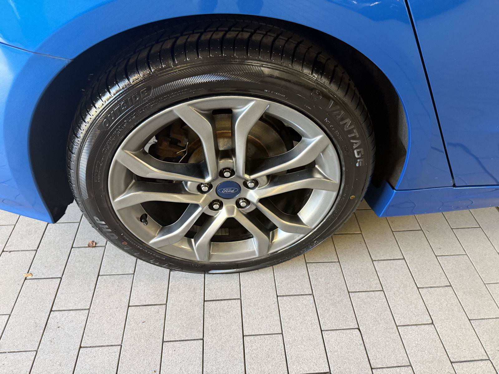 Used 2020 Ford Fusion SEL FWD image 30