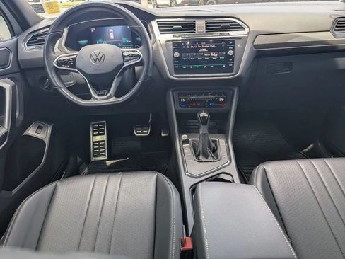 Used 2022 Volkswagen Tiguan SE R-Line FWD image 19
