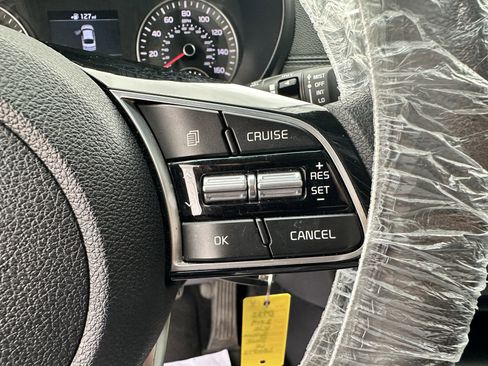 Used 2019 Kia Optima LX image 17