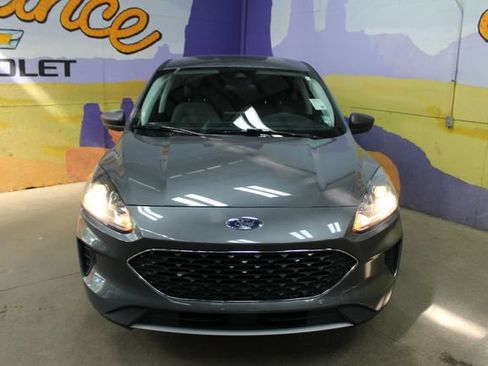Used 2022 Ford Escape SE AWD/4WD image 3
