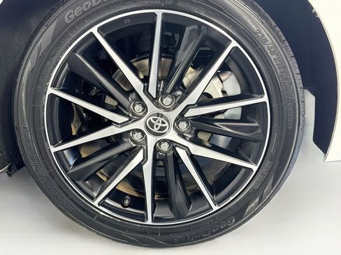 Used 2021 Toyota Camry SE FWD image 31