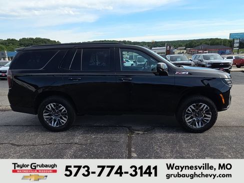 Used 2025 Chevrolet Tahoe Z71 AWD/4WD image 9