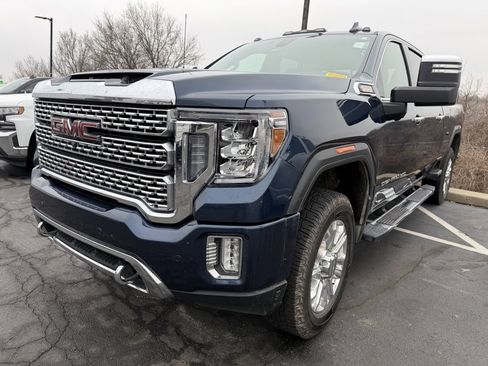 Used 2021 GMC Sierra 2500 Denali w/ Denali Ultimate Package image 2