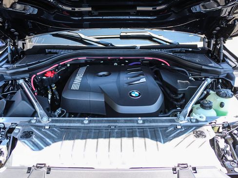 Used 2025 BMW X3 xDrive30i w/ M Sport Package image 26