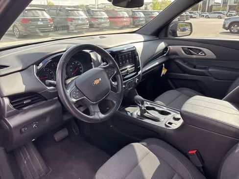 Used 2022 Chevrolet Traverse LT w/ LPO, Cargo Package image 9