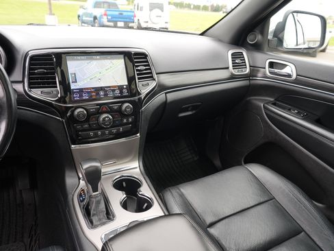 Used 2019 Jeep Grand Cherokee Limited w/ Luxury Group II AWD/4WD image 21