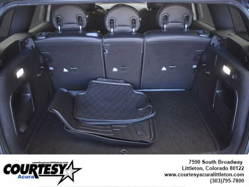 Used 2022 MINI Cooper Clubman S w/ Premium Package image 23