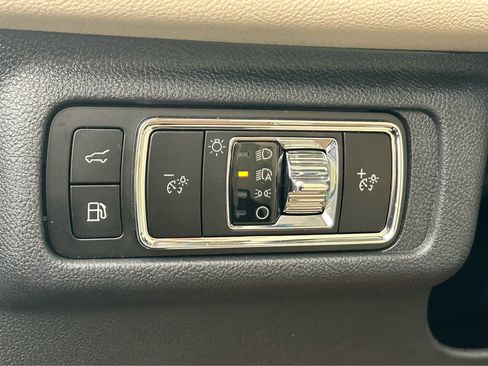 New 2025 Lincoln Corsair Grand Touring image 24