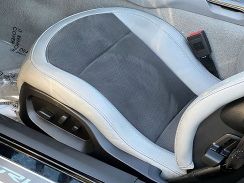 Used 2018 Chevrolet Corvette Grand Sport image 12