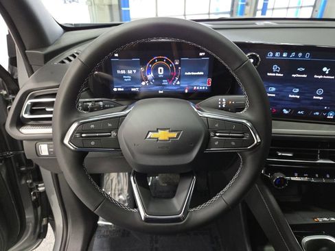 New 2026 Chevrolet Traverse LT image 12