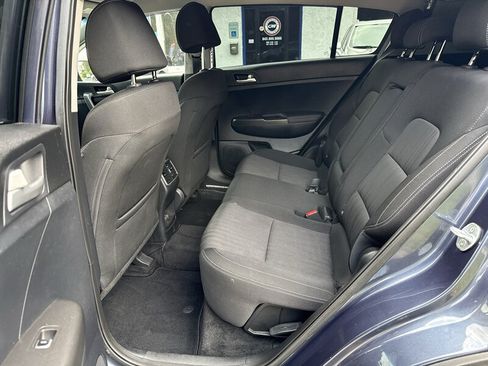 Used 2020 Kia Sportage LX AWD/4WD image 7