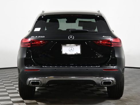 New 2025 Mercedes-Benz GLA 250 4MATIC image 6