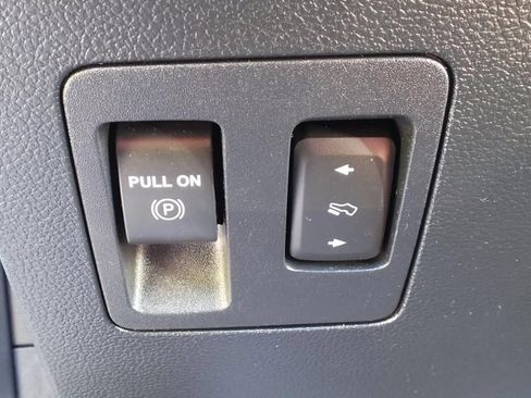 Used 2020 Ford F150 Lariat AWD/4WD image 23