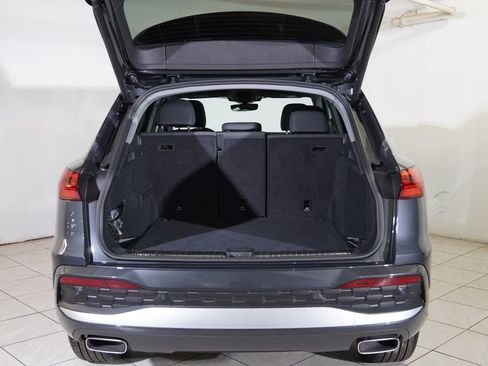 Used 2025 Audi Q5 Premium Plus w/ Premium Plus image 23