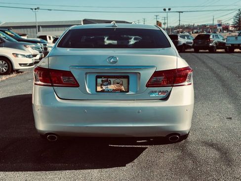 Used 2011 Lexus ES 350 image 8