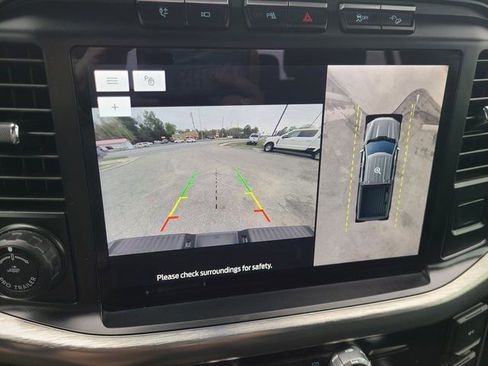 Used 2023 Ford F150 Lariat w/ Trailer Tow Package image 11