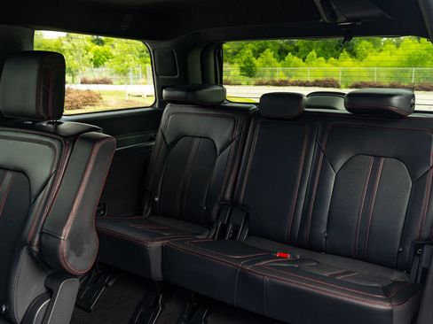 Used 2023 Ford Expedition Limited RWD image 22