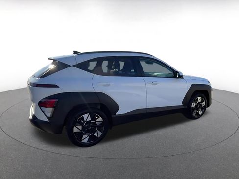 Used 2025 Hyundai Kona SEL image 15