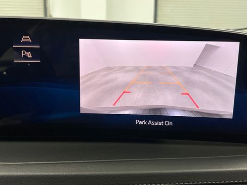 Used 2024 Cadillac XT4 Premium Luxury image 56