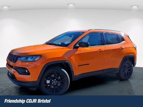 New 2026 Jeep Compass Latitude AWD/4WD image 1