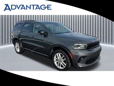 Used 2024 Dodge Durango GT image 1